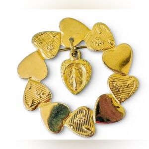 Vintage Gold Toned Virgin Mary Heart Wreath Religious Brooch